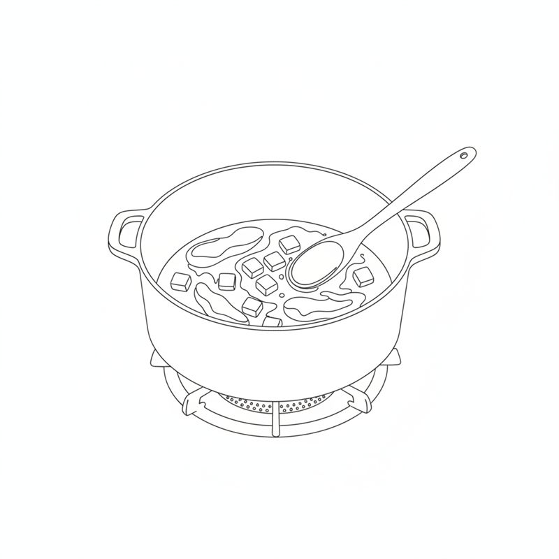 Ilustración: tiras de pollo y dados de chorizo se doran en una olla honda sobre el fuego, con una cuchara de madera dentro